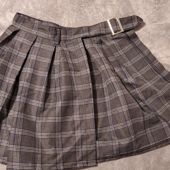 Plaid Pleated Belt overskirt - Picture 4 of 10